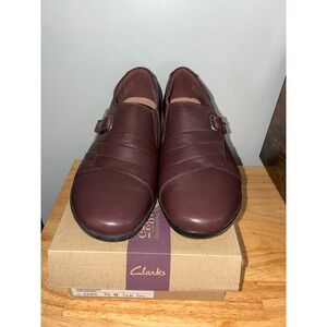 Clarks Everlay Luna Aubergine Leather Slip On Shoes Women's Size 10 M Comfort